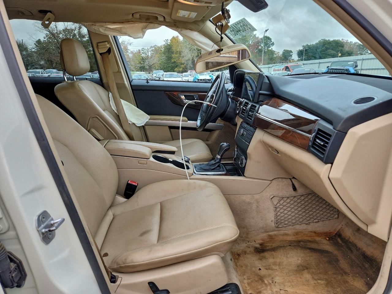 Mercedes-Benz GLK 350 Image 13