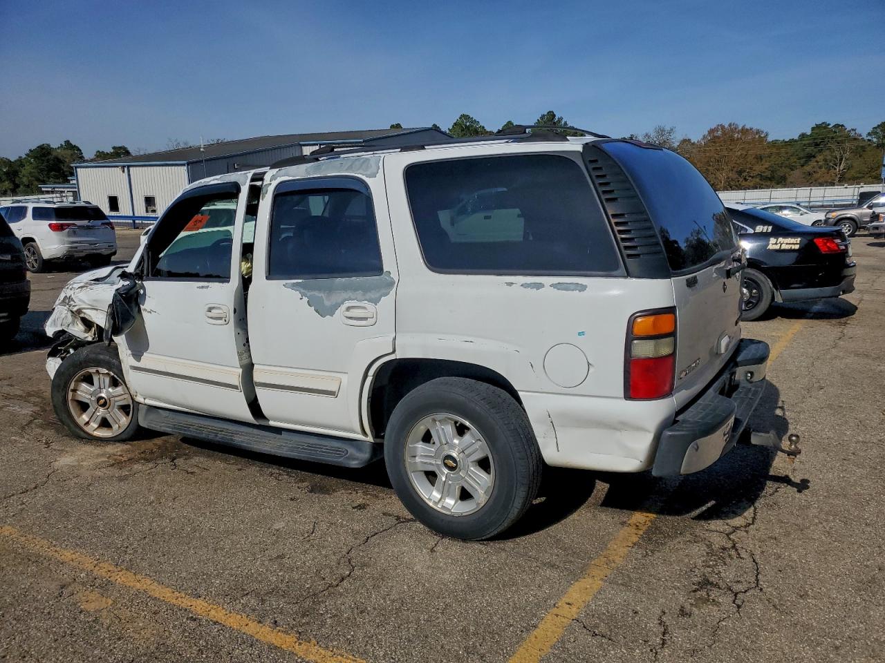 Chevrolet Tahoe C1500 Image 2