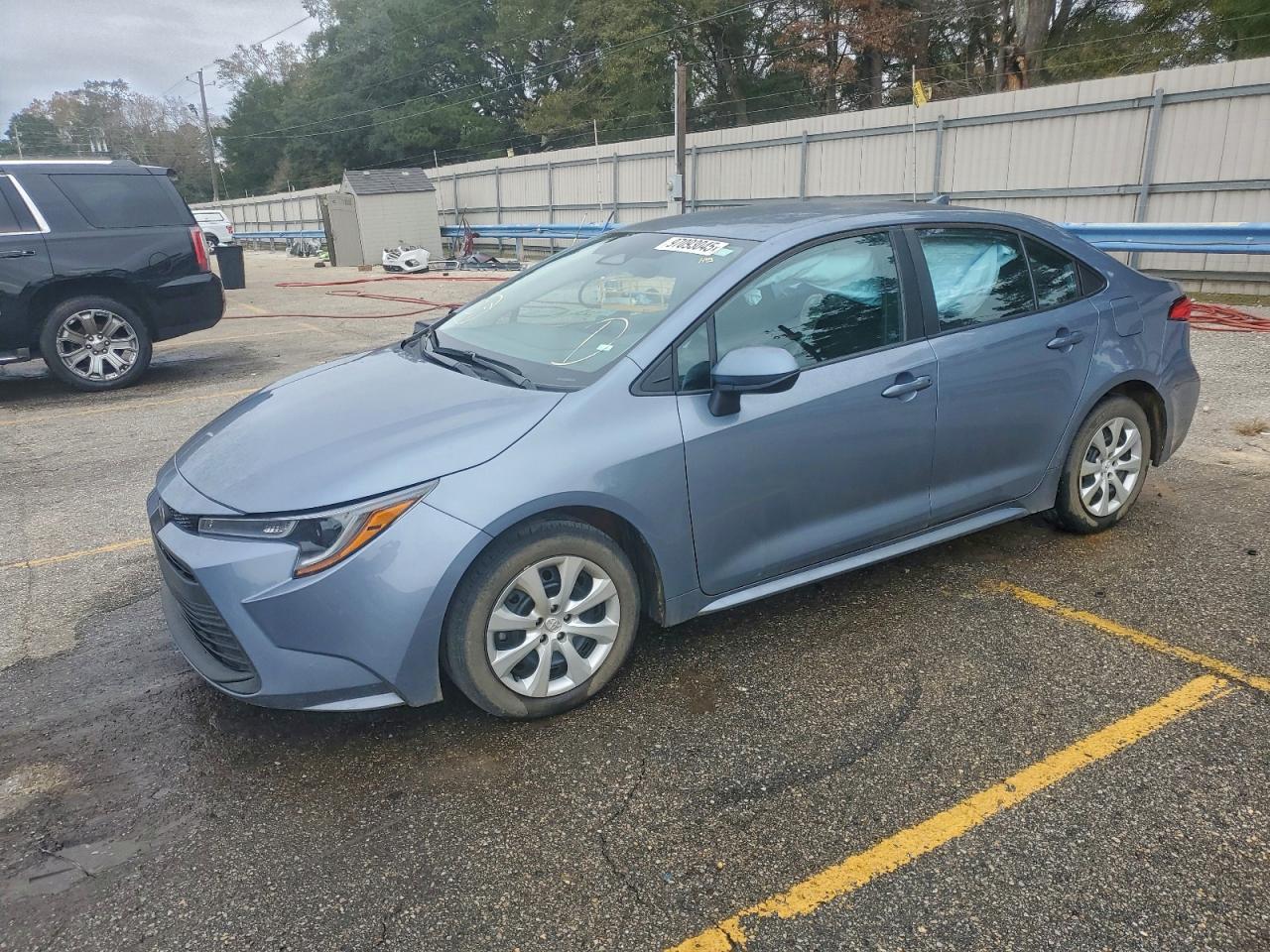 Toyota Corolla Le Image 1