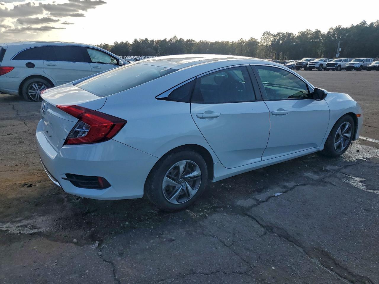 Honda Civic Lx Image 3