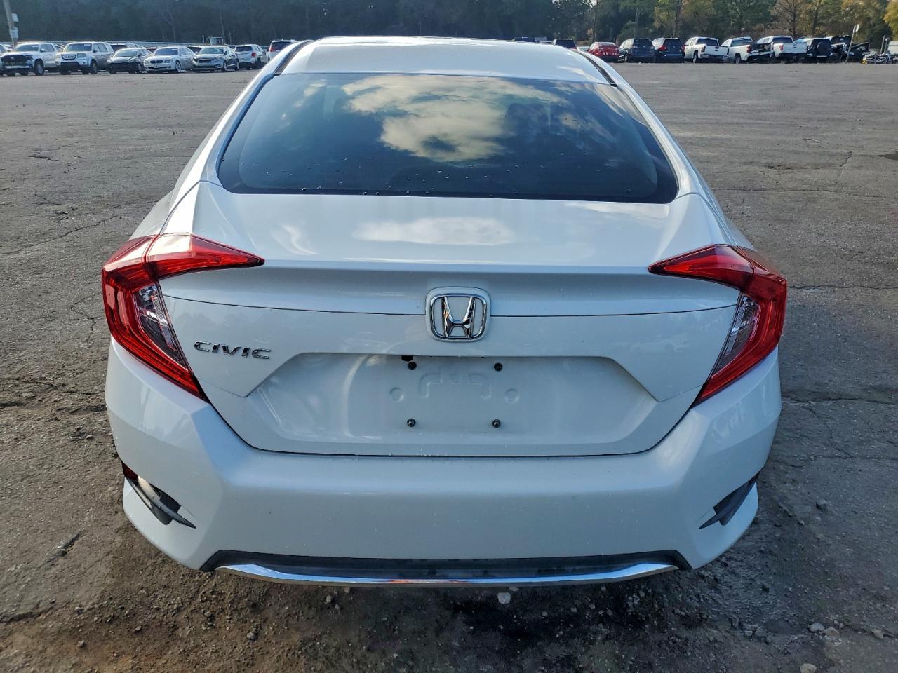 Honda Civic Lx Image 2