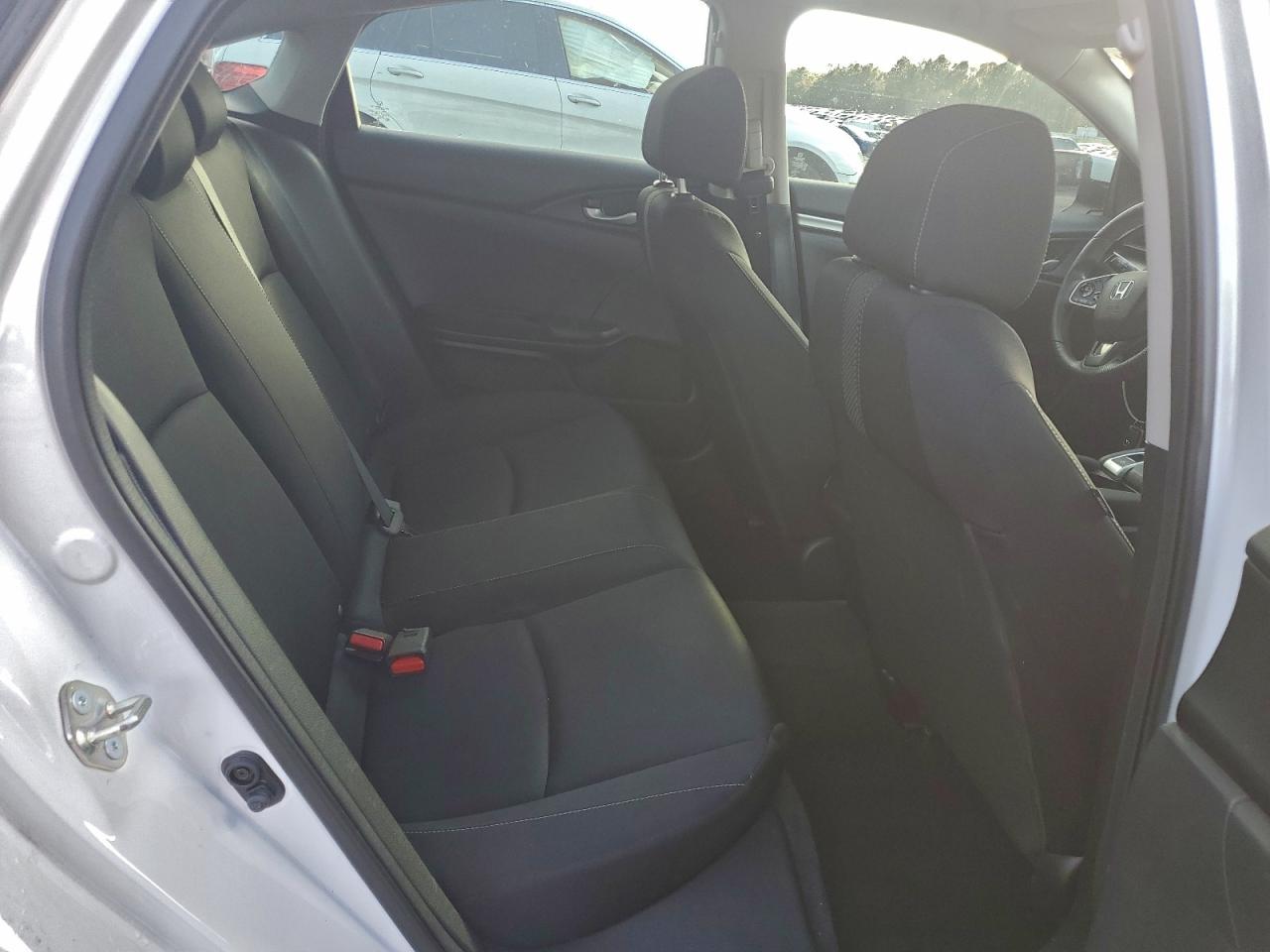 Honda Civic Lx Image 9