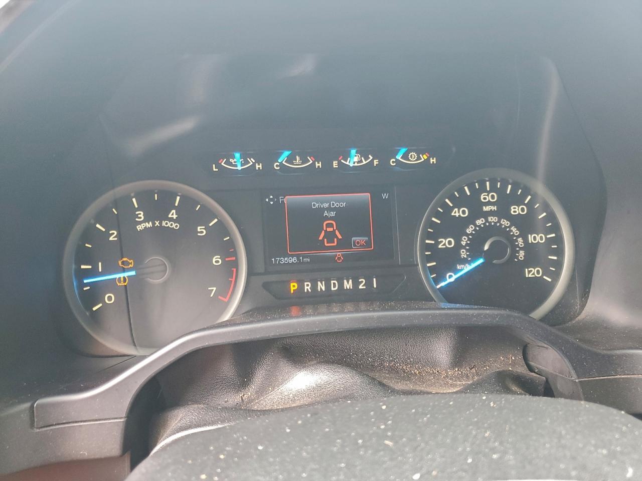 Ford F-150 Supercrew Image 6