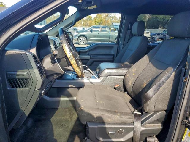 Ford F-150 Supercrew Image 2