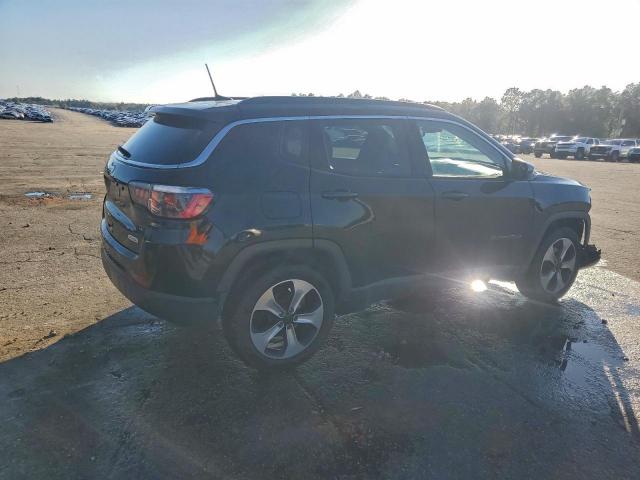 Jeep Compass Latitude Image 11