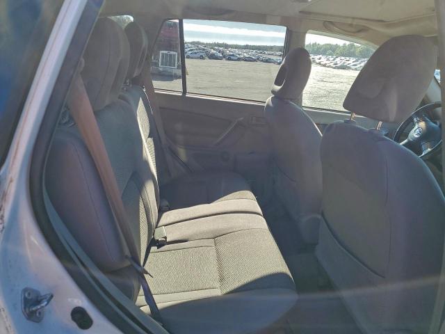 Toyota RAV4 Image 12