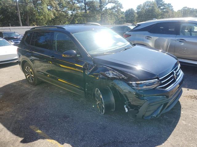 Volkswagen Tiguan S Image 3