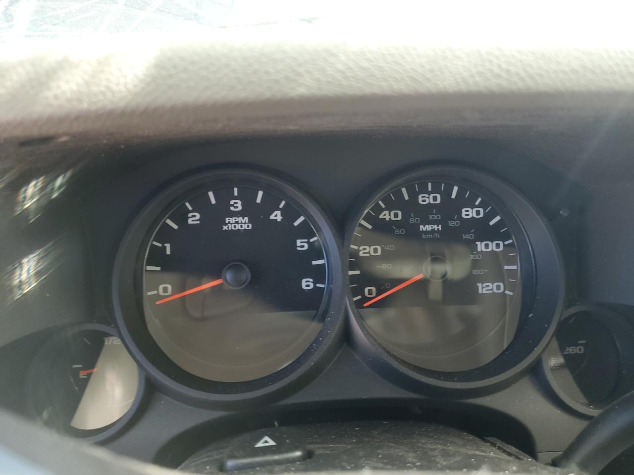 Chevrolet Silverado 1500 C1500 Ls Image 10