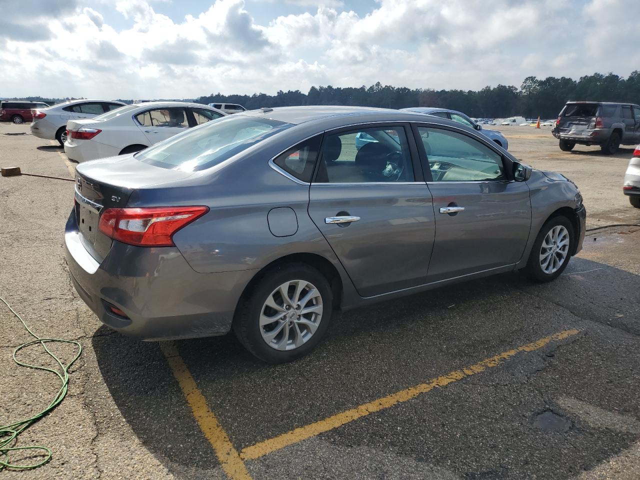 Nissan Sentra S Image 5