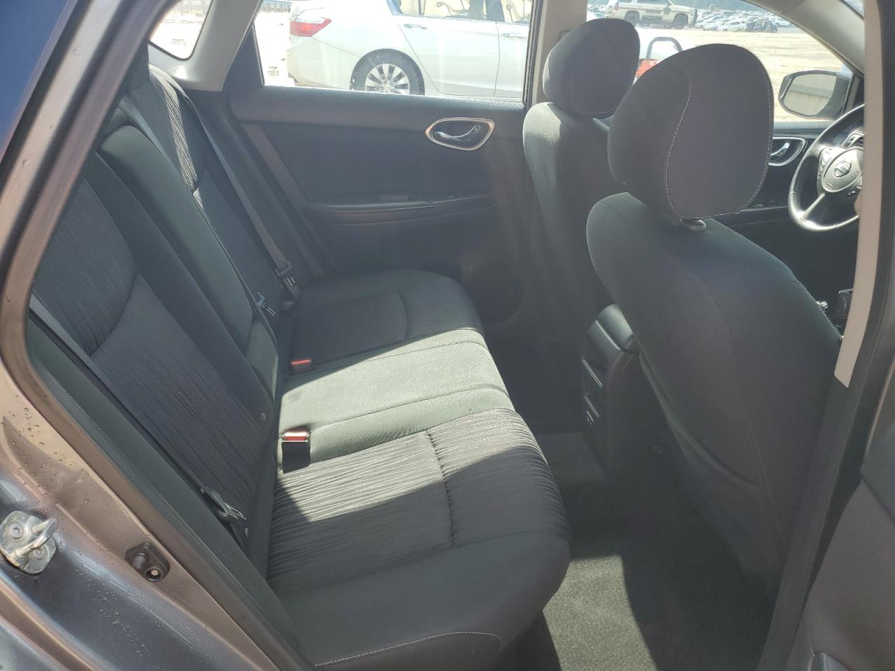 Nissan Sentra S Image 13