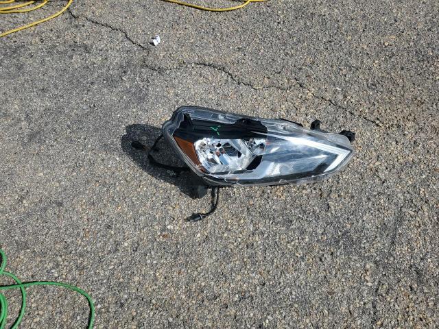 Nissan Sentra S Image 11