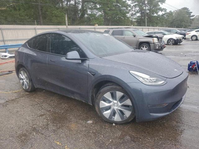 Tesla Model Y Image 3