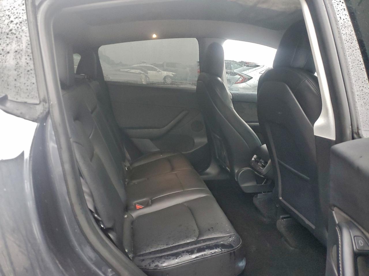 Tesla Model Y Image 6