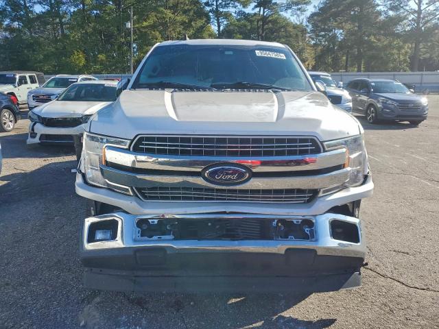 Ford F-150 Supercrew Image 4