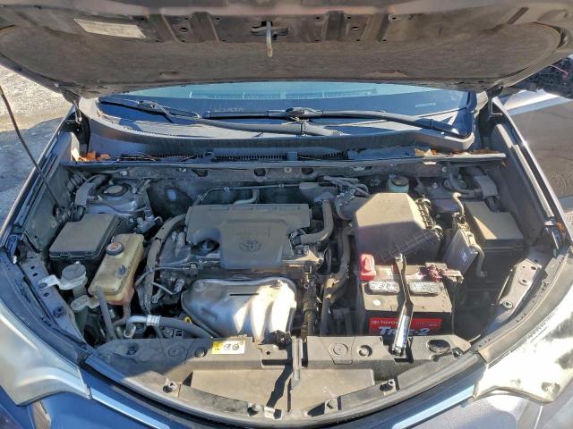 Toyota RAV4 Le Image 7