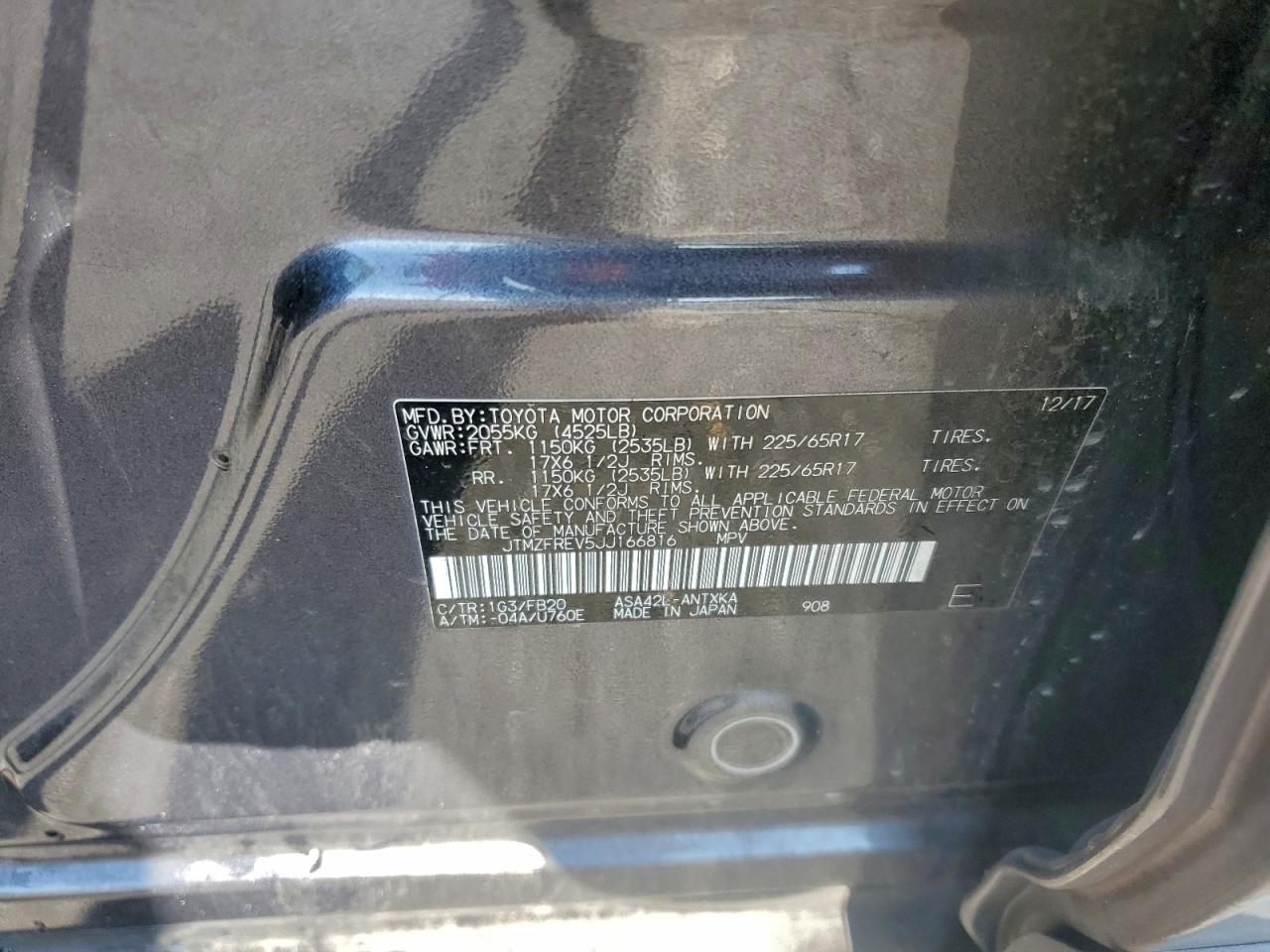 Toyota RAV4 Le Image 9