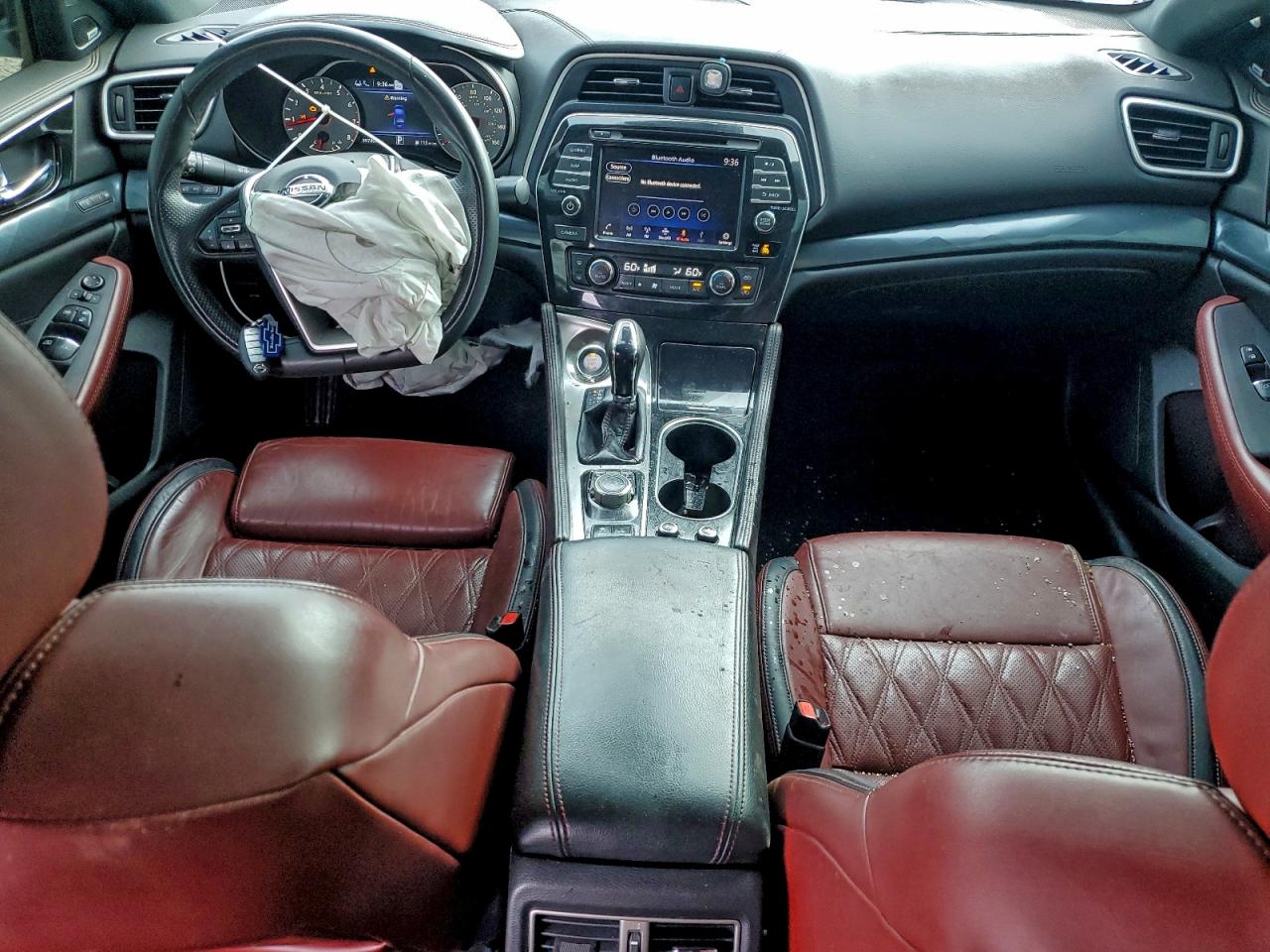 Nissan Maxima Platinum Image 10