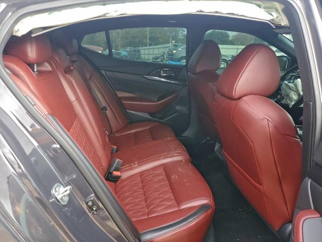 Nissan Maxima Platinum Image 12