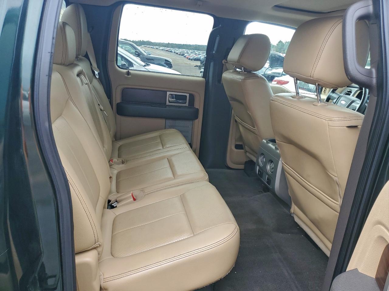 Ford F-150 Supercrew Image 7