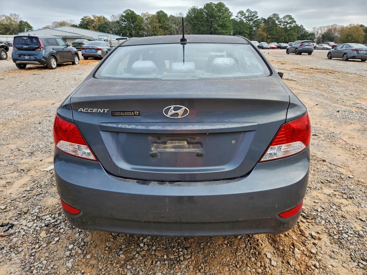 Hyundai ACCENT Gls Image 8