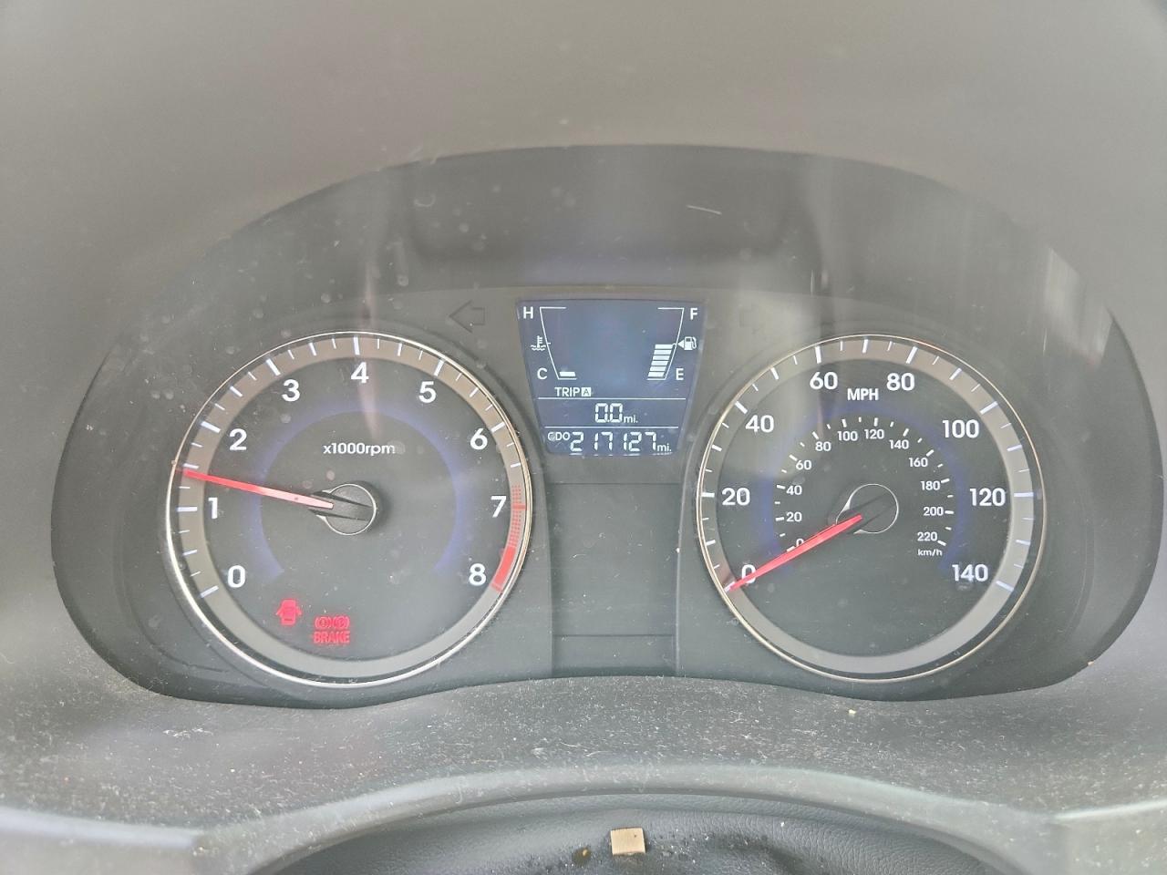 Hyundai ACCENT Gls Image 4