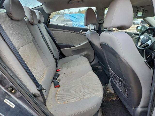 Hyundai ACCENT Gls Image 12