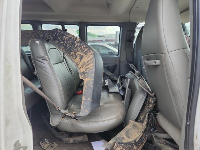 Chevrolet Express Ls Image 13