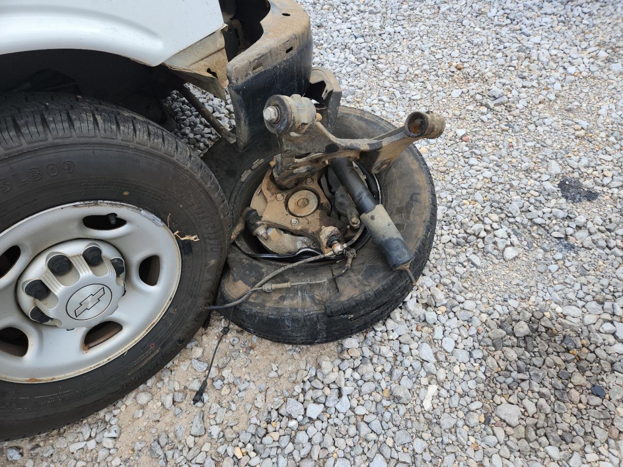 Chevrolet Express Ls Image 14