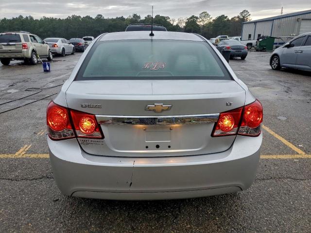 Chevrolet Cruze Lt Image 3