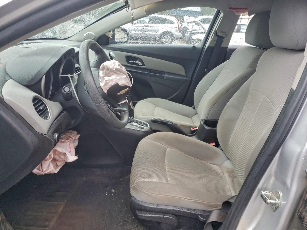 Chevrolet Cruze Lt Image 6