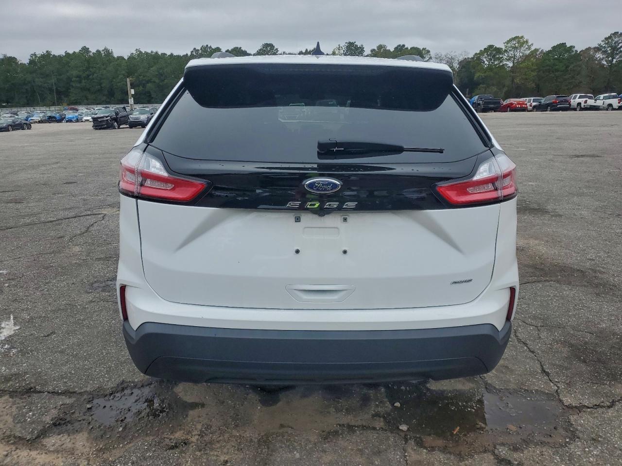 Ford Edge Se Image 4