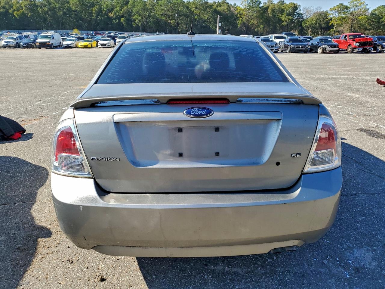 Ford Fusion Se Image 12