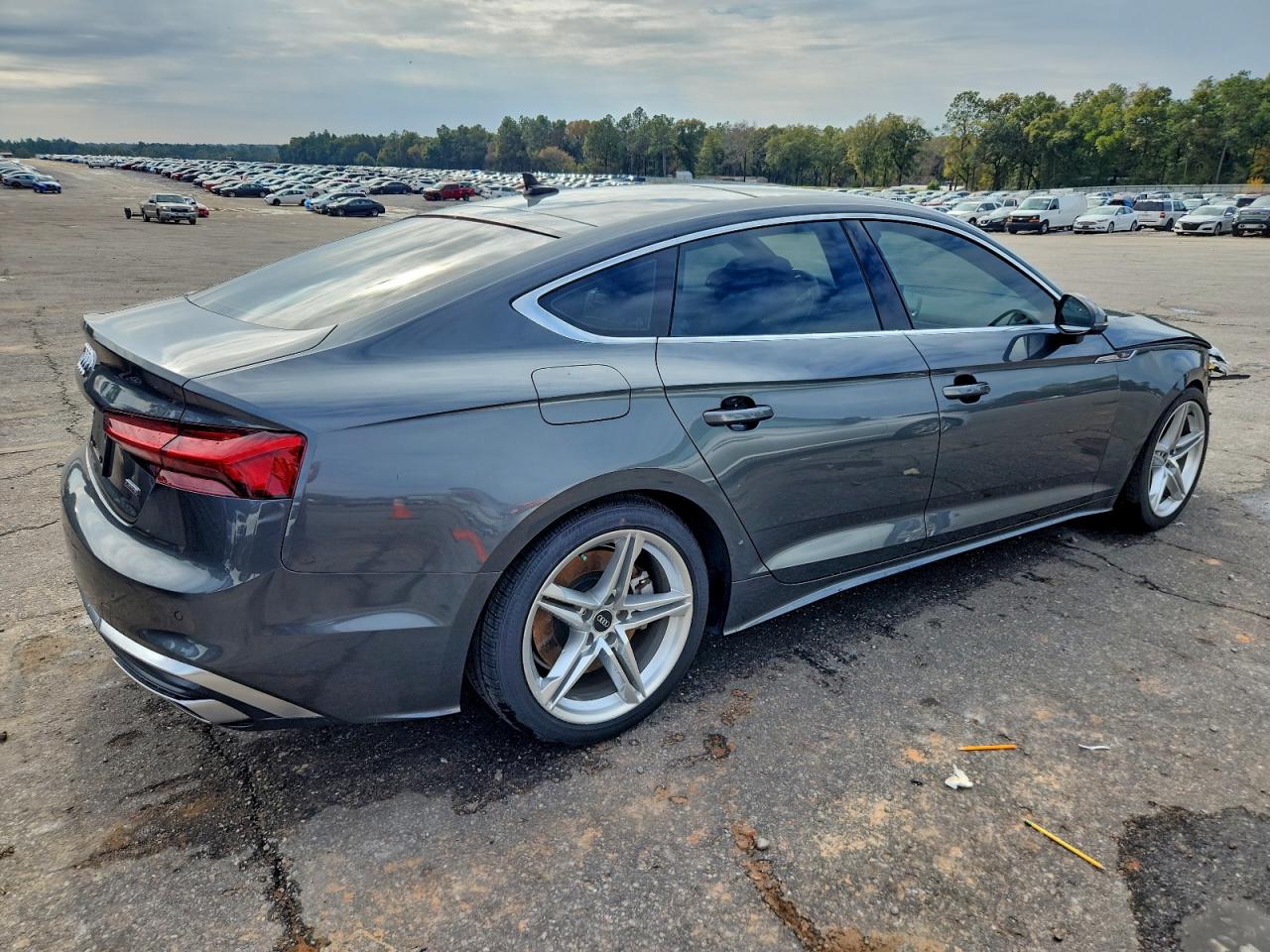 Audi A5 Premium Plus 45 Image 4