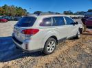 Subaru Outback 2.5i Image 9
