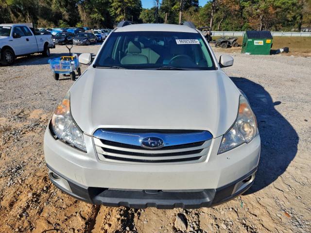 Subaru Outback 2.5i Image 3