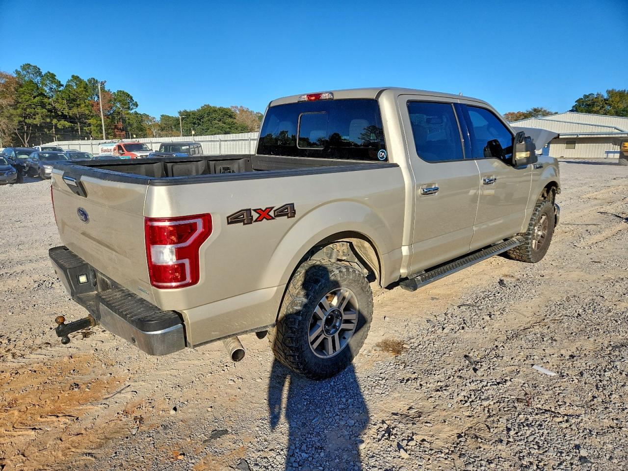 Ford F-150 Supercrew Image 3