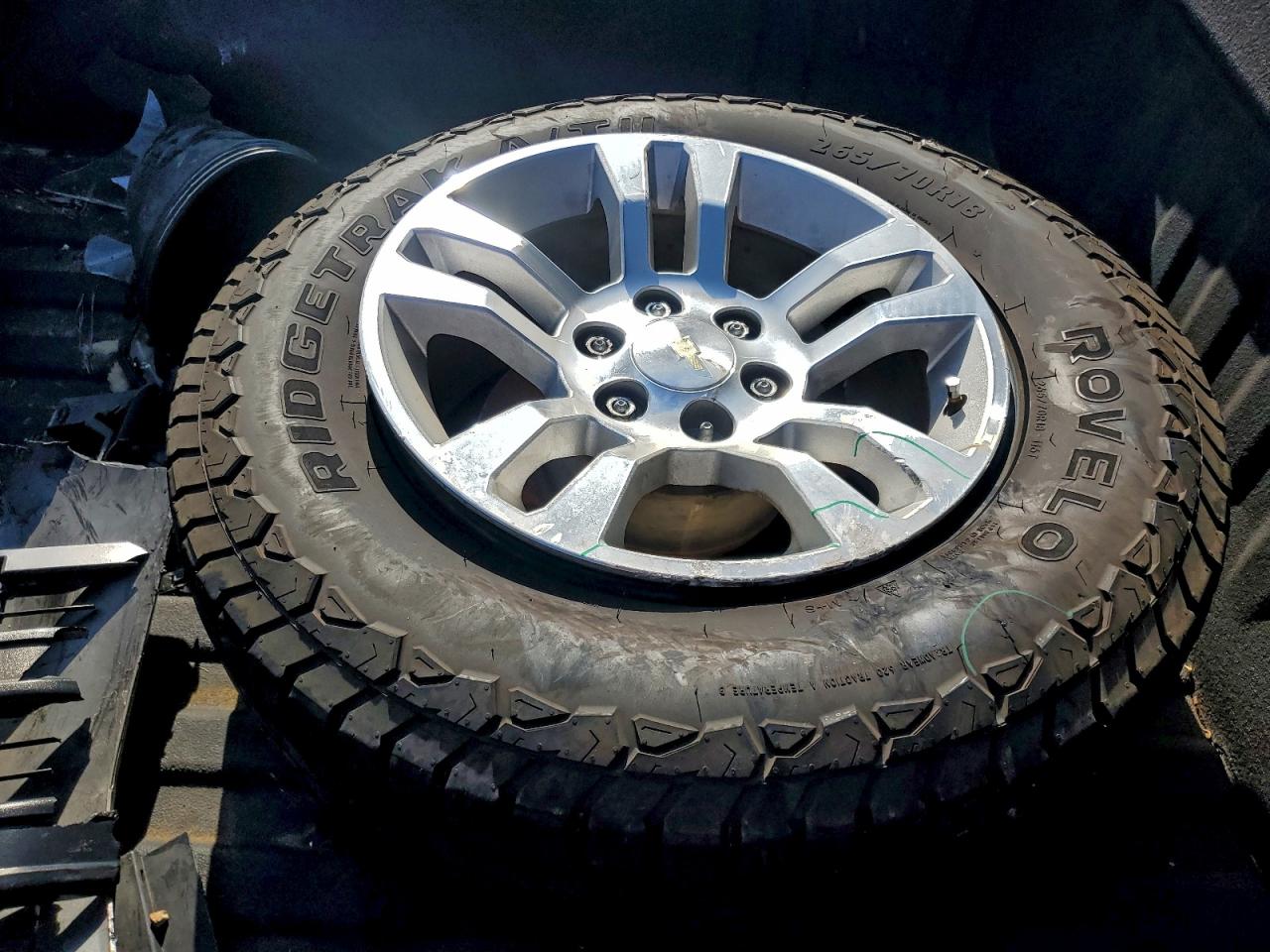 Chevrolet Silverado K1500 Base/ls Image 13