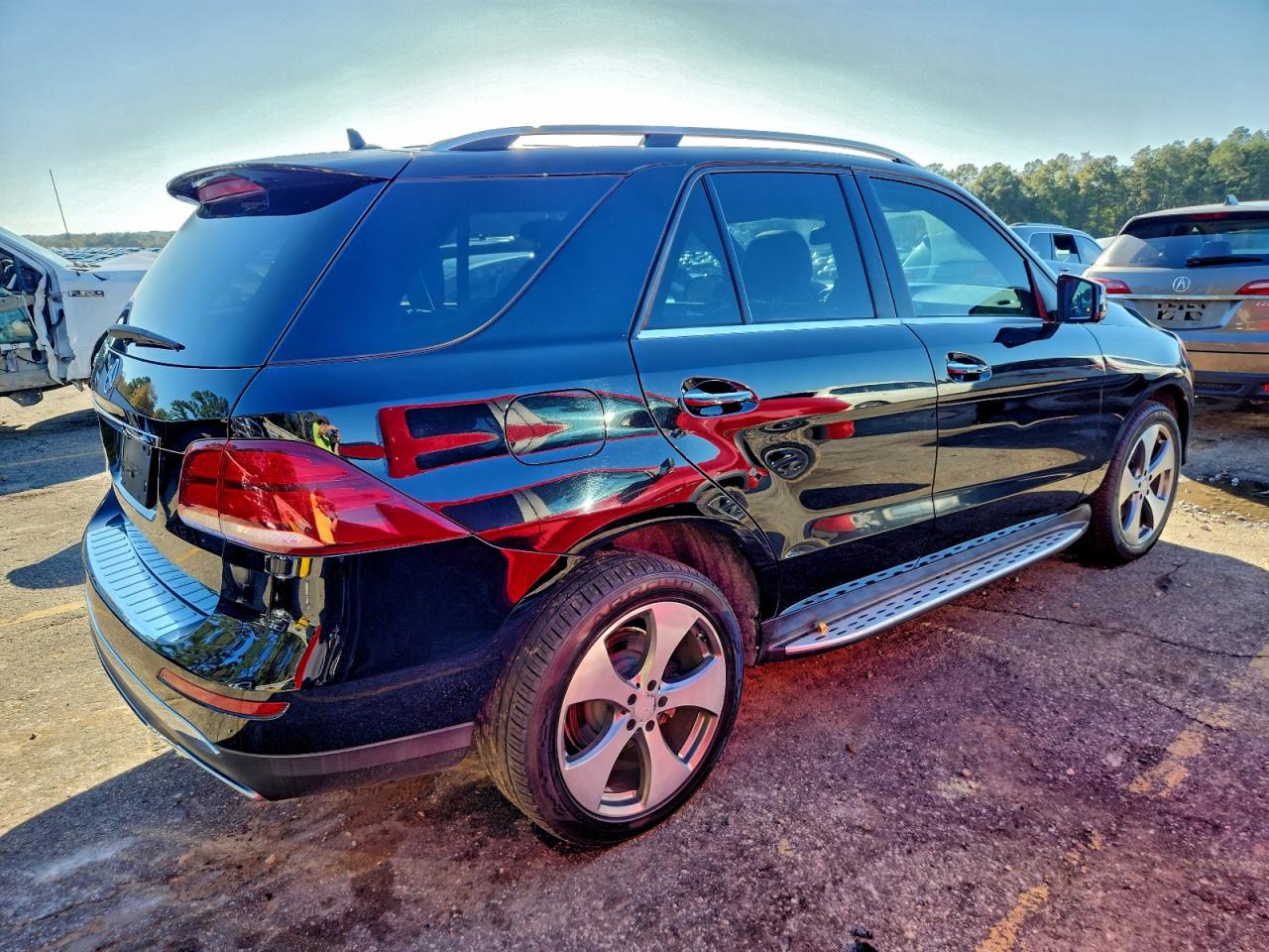 Mercedes-Benz GLE 350 Image 3