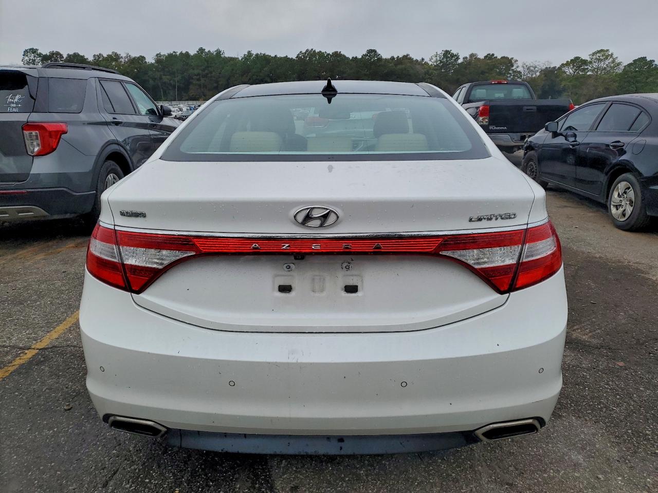 Hyundai Azera Limited Image 2