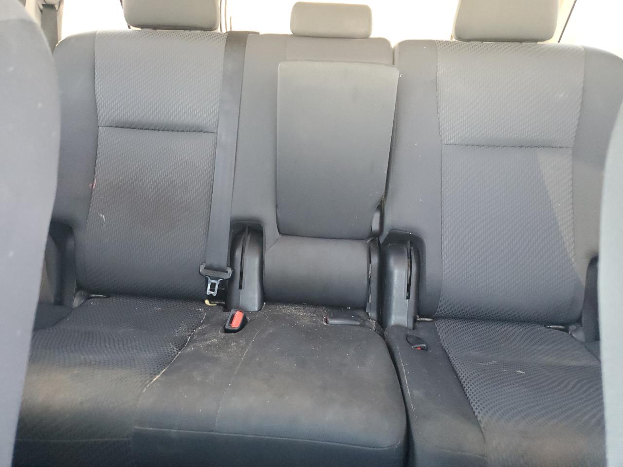 Toyota Highlander Le Image 13