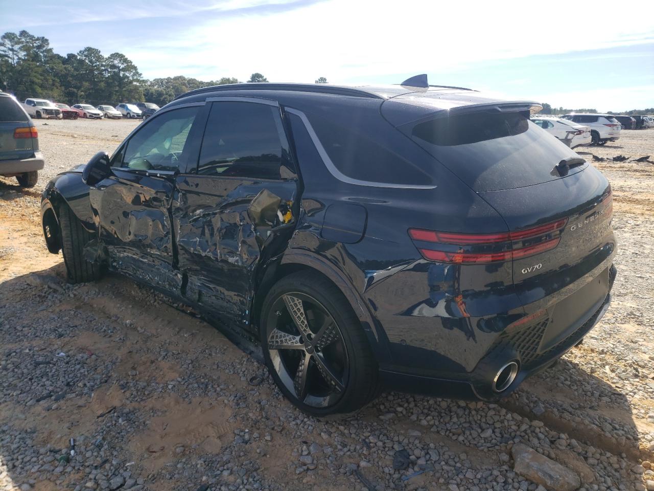 Genesis Gv70 Base Base Image 5