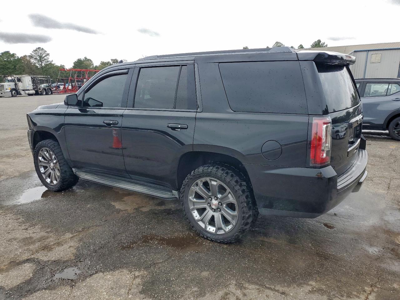 GMC Yukon Slt Image 3