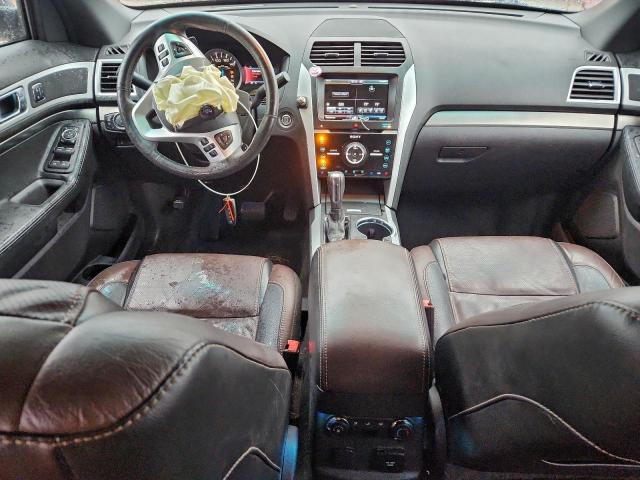 Ford Explorer Sport Image 11