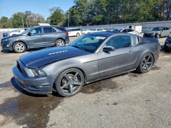 Salvage Ford Mustang