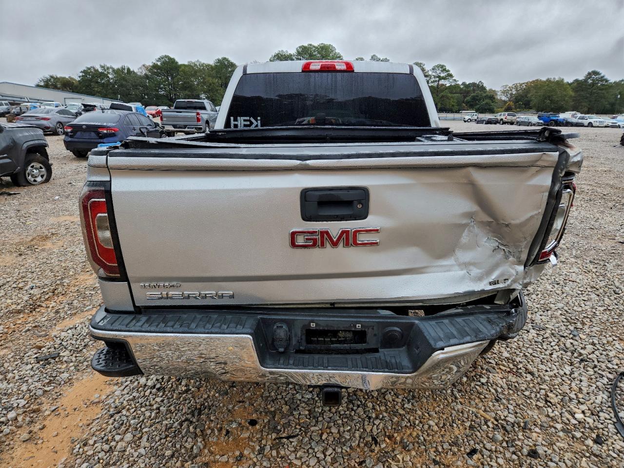 GMC Sierra K1500 Slt Image 9