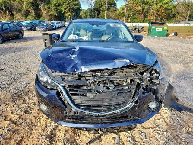 Mazda 3 Touring Image 4