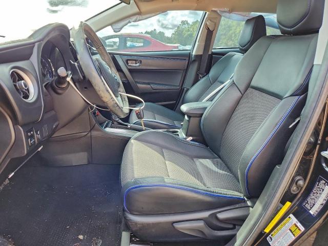 Toyota Corolla L Image 2