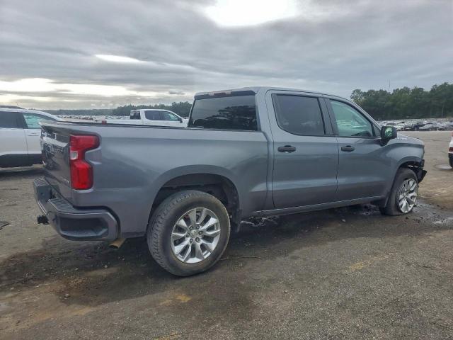 Chevrolet Silverado C1500 Custom Image 2