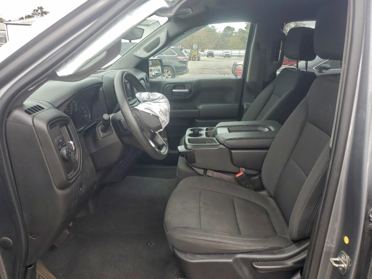 Chevrolet Silverado C1500 Custom Image 5