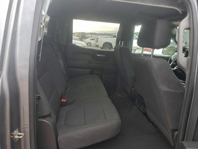 Chevrolet Silverado C1500 Custom Image 11